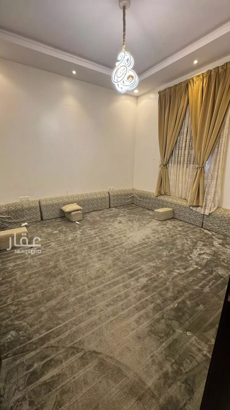 Floor for Rent in Riyadh Al Qirawan