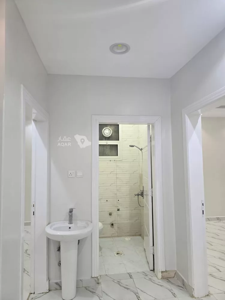 Apartment for Rent in Riyadh Okaz 8