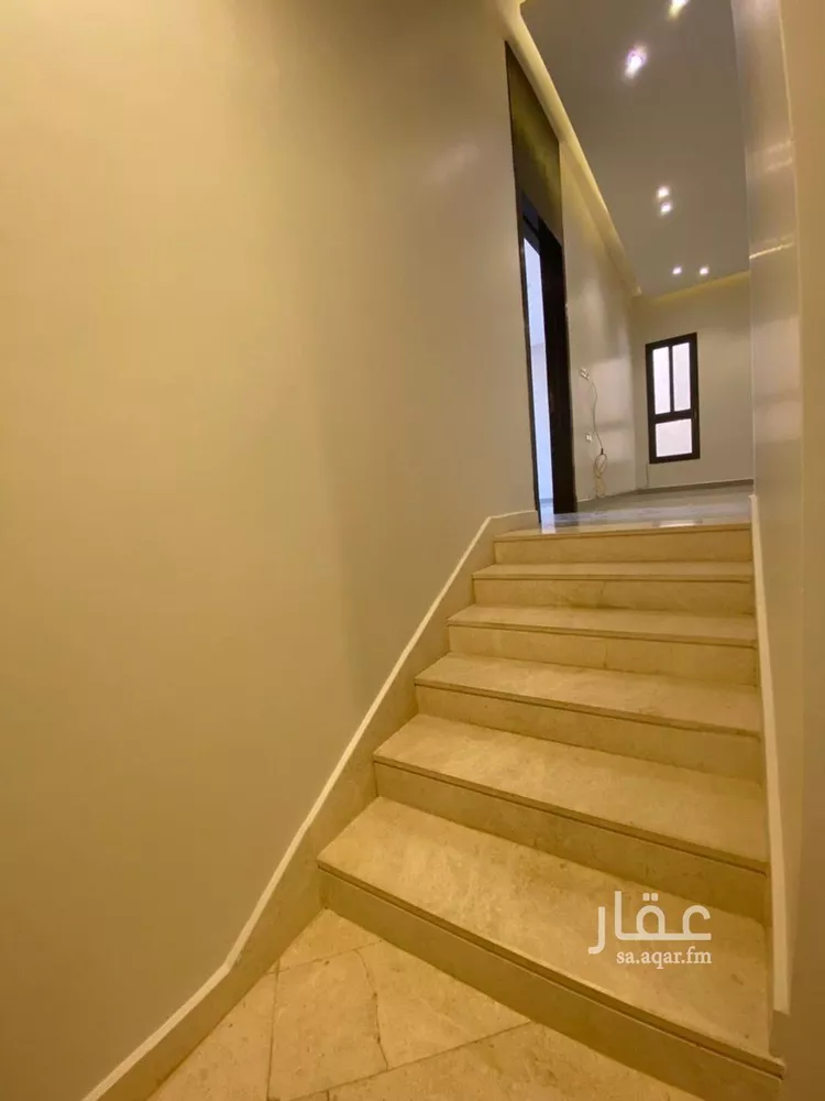 فيلا للبيع في شارع شرف الدين بن بدر, حي العارض, مدينة الرياض, منطقة الرياض صورة 5