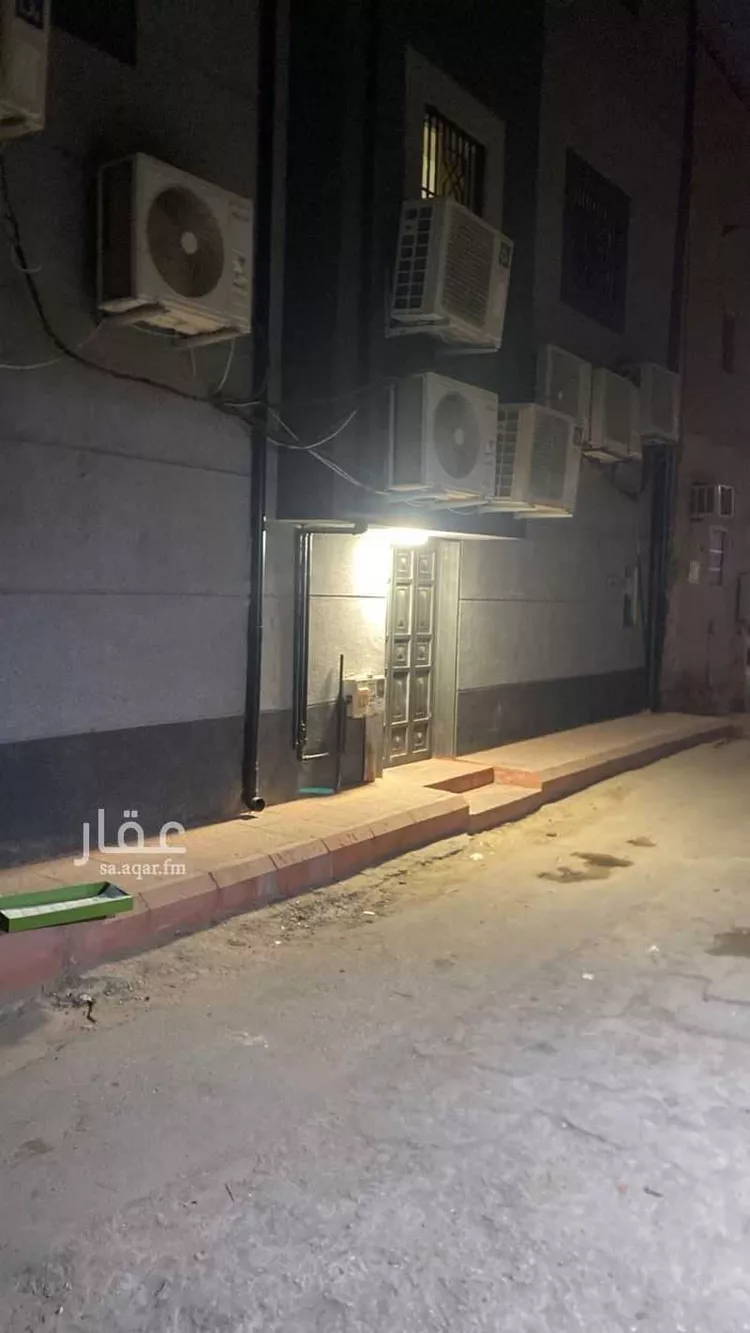 عمارة للإيجار في شارع ثابت بن النعمان, حي المرقب, مدينة الرياض, منطقة الرياض صورة 2