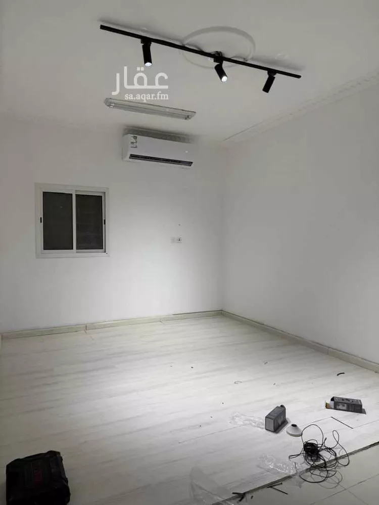 فيلا للبيع في شارع ابن يحيى الأسدي, حي المونسية, مدينة الرياض, منطقة الرياض صورة 3