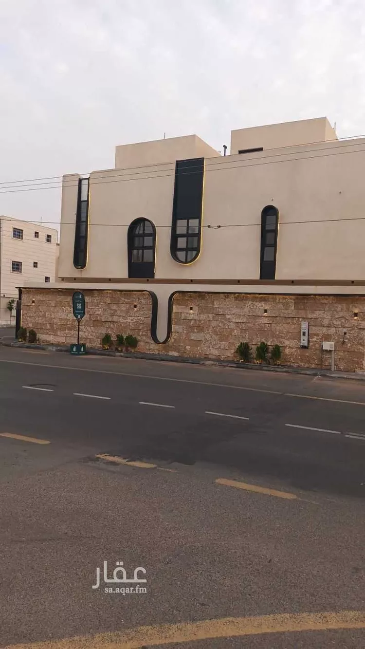 فيلا للبيع في شارع أبي الفتح السعدي, حي النقرة, مدينة حائل, منطقة حائل صورة 4