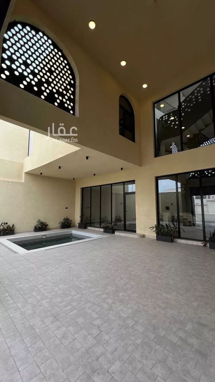 فيلا للبيع في شارع الانشاء, حي الروضة2, مدينة الاحساء, المنطقة الشرقية