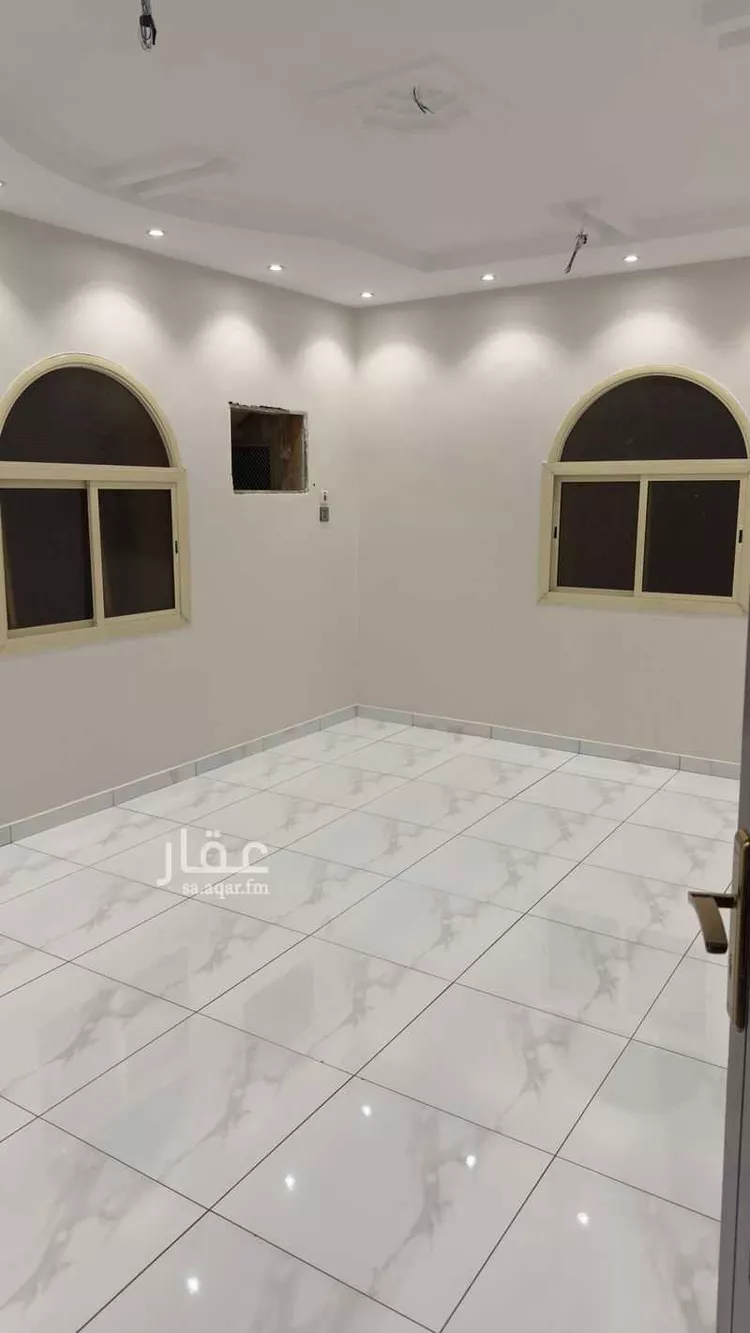 شقة للإيجار في حي ، شارع الزاهر ، حي الواسط ، الطائف ، الطائف صورة 3