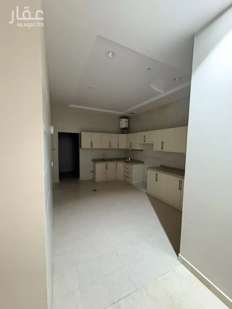 Floor for Rent in Riyadh Ar Rabwah صورة 3