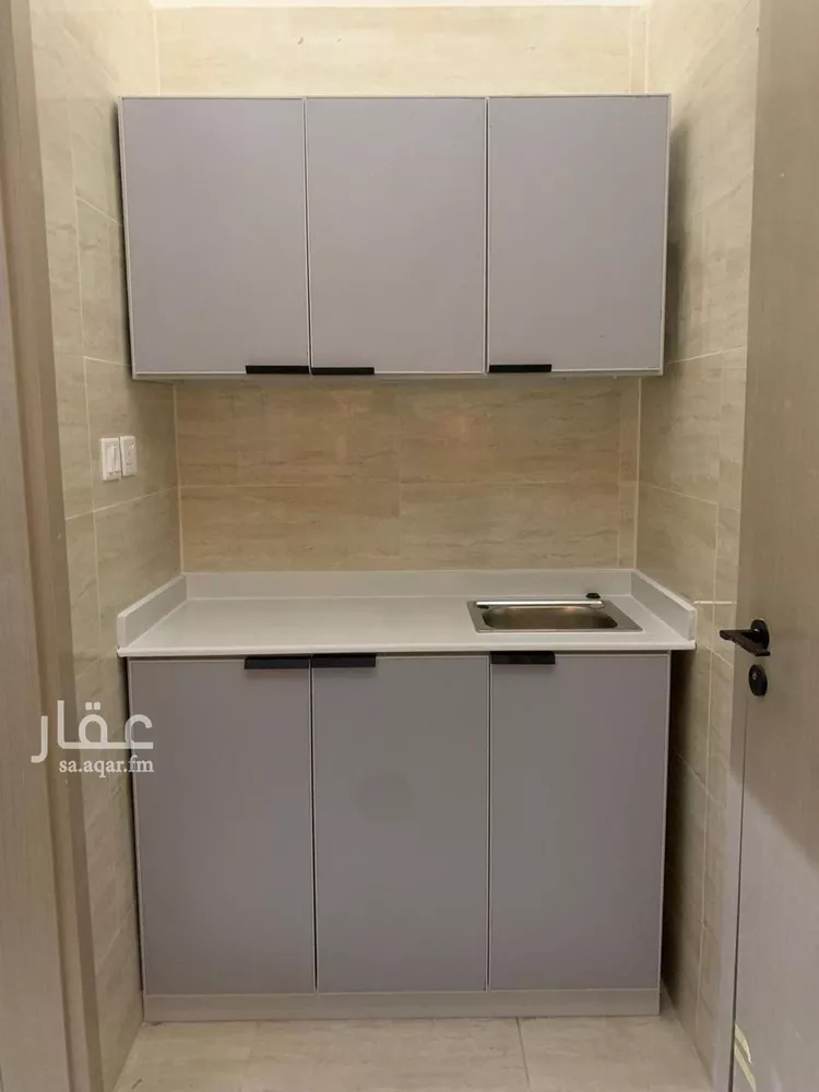استوديو للإيجار في شارع سليمان الطبراني, حي الخليج, مدينة الرياض, منطقة الرياض 7