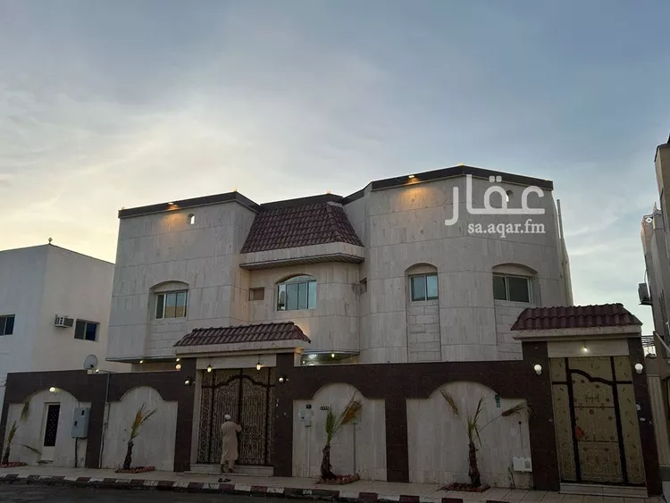 فيلا للبيع في شارع انس بن مبروك, حي الخالدية, مدينة المدينة المنورة, منطقة المدينة المنورة