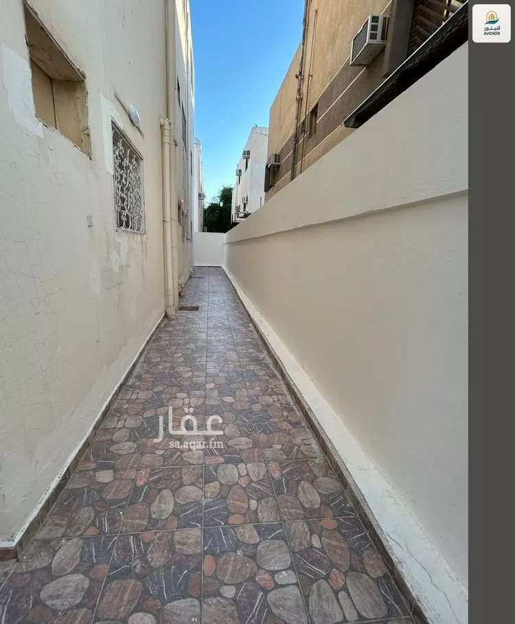 فيلا للبيع في شارع انس بن مبروك, حي الخالدية, مدينة المدينة المنورة, منطقة المدينة المنورة صورة 4