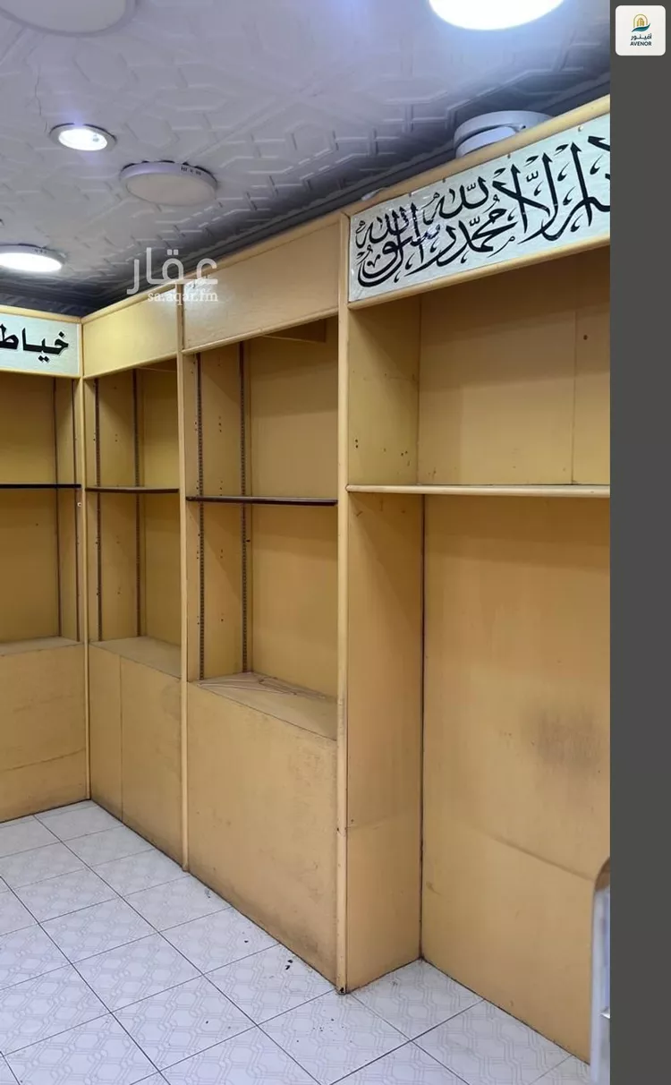 محل للإيجار في شارع الياسمين, حي العزيزية, مدينة أبها, منطقة عسير صورة 4