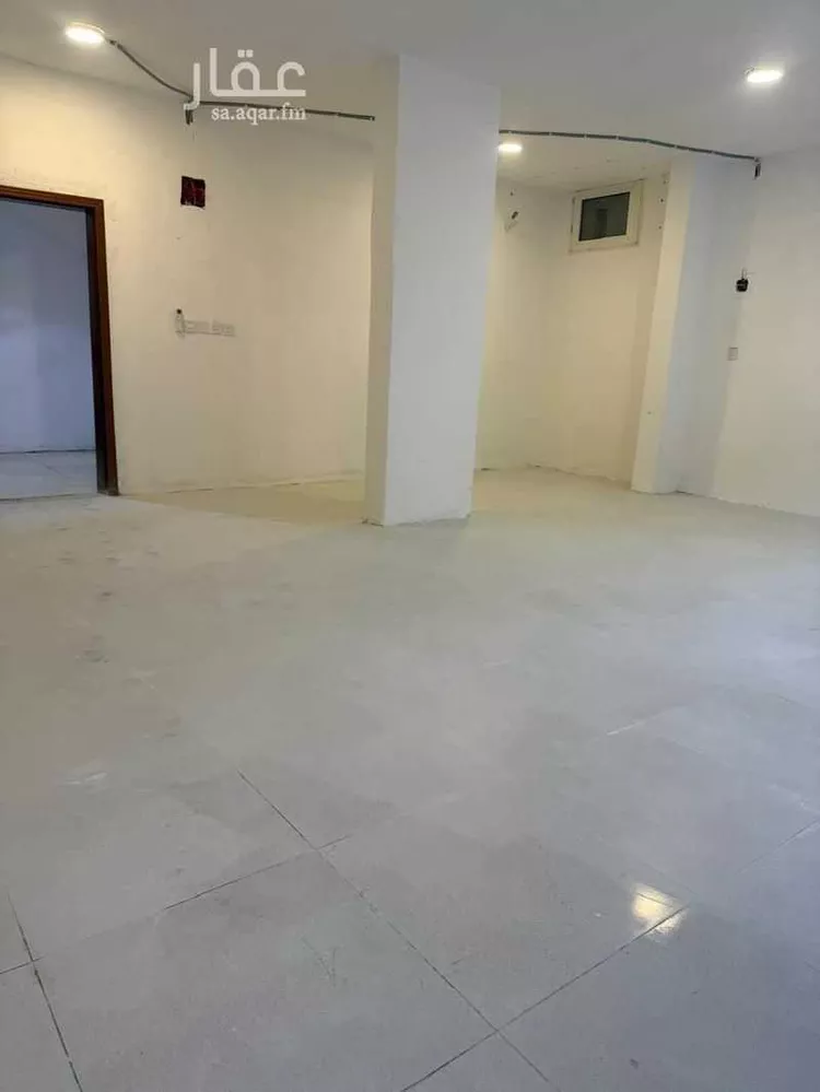 شقة للإيجار في حي ، شارع المهندس مساعد العنقري ، حي الورود ، الرياض ، منطقة الرياض