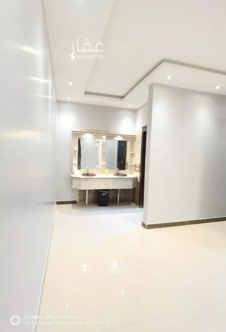 فيلا للبيع في شارع عبدالعزيز الأحيدب, حي الرمال, مدينة الرياض, منطقة الرياض صورة 2