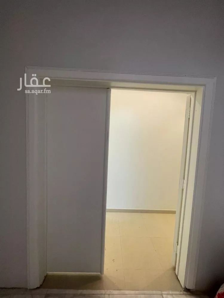 Floor for Rent in Riyadh Al Yasmin صورة 3
