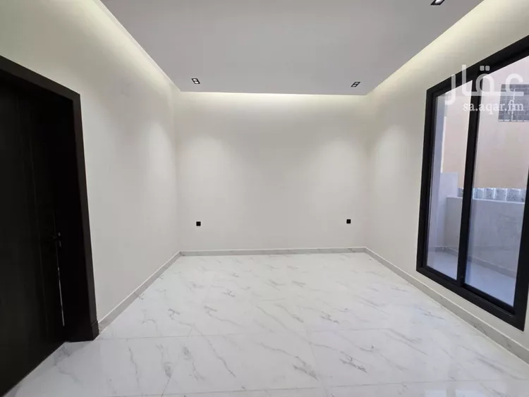 دور للبيع في شارع رقم 290, حي المونسية, مدينة الرياض, منطقة الرياض صورة 4