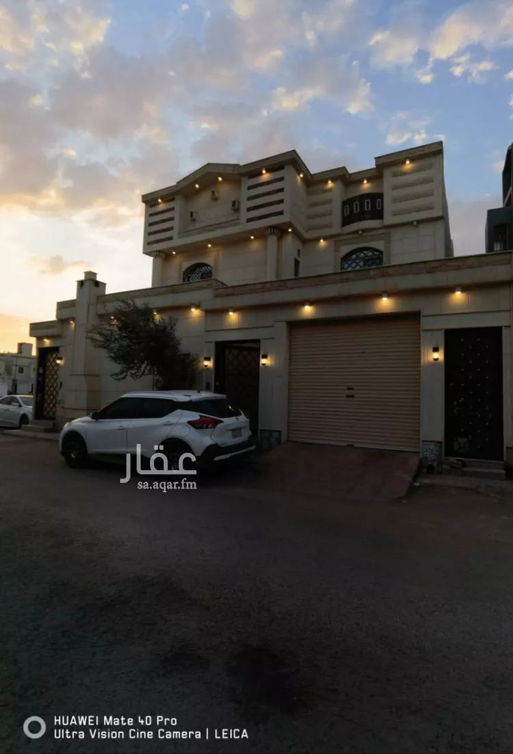 فيلا للبيع في شارع عبدالعزيز الأحيدب, حي الرمال, مدينة الرياض, منطقة الرياض