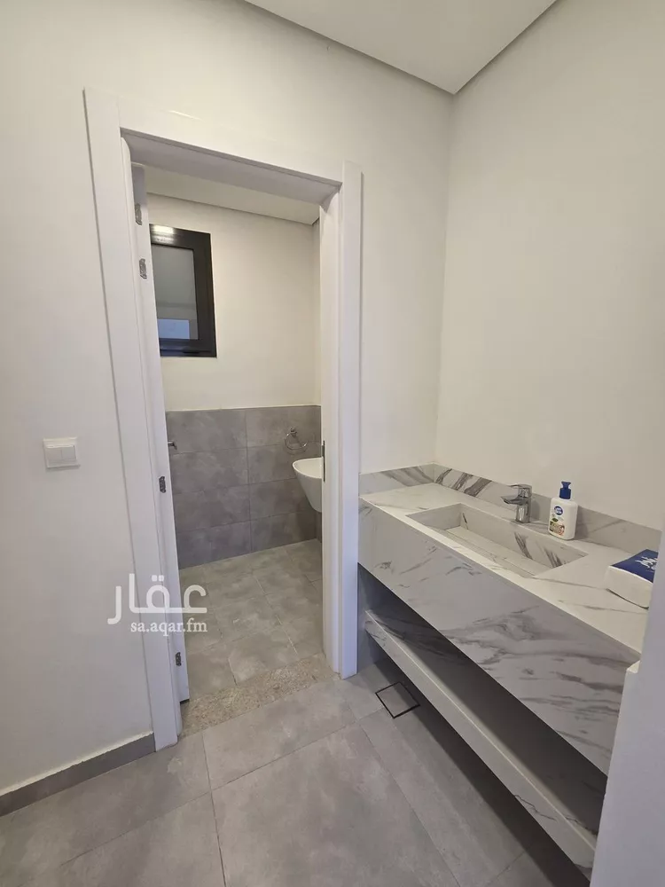 فيلا للإيجار في شارع أحمد الدهلوي, حي النرجس, مدينة الرياض, منطقة الرياض صورة 4