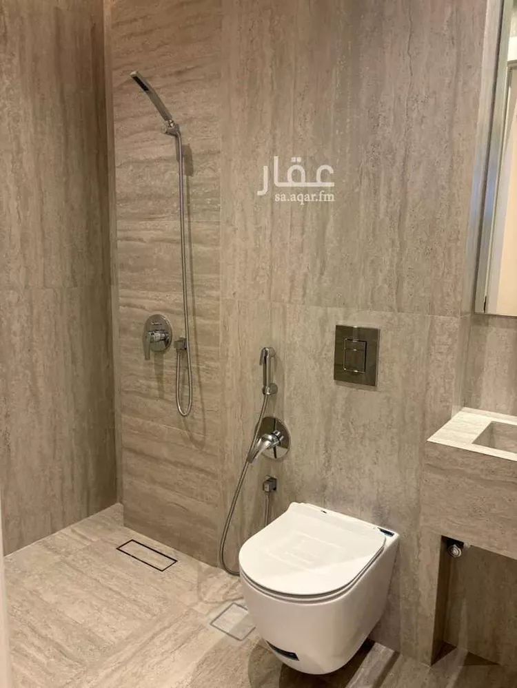 شقة للبيع في شارع عبدالله بن سعد السديري, حي النزهة, مدينة الرياض, منطقة الرياض 5