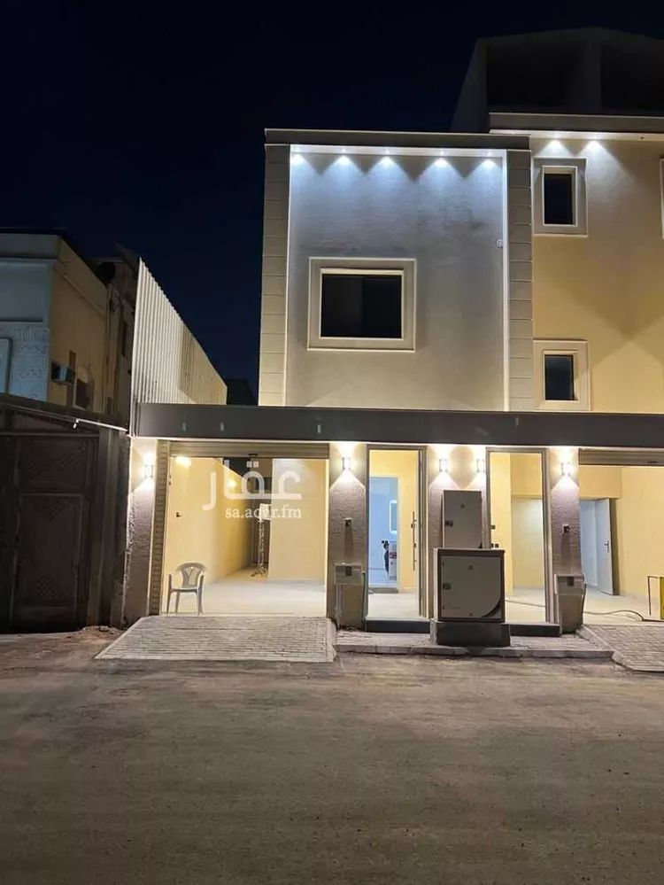 دور للبيع في شارع بحيرة النوبة, حي بدر, مدينة الرياض, منطقة الرياض 8
