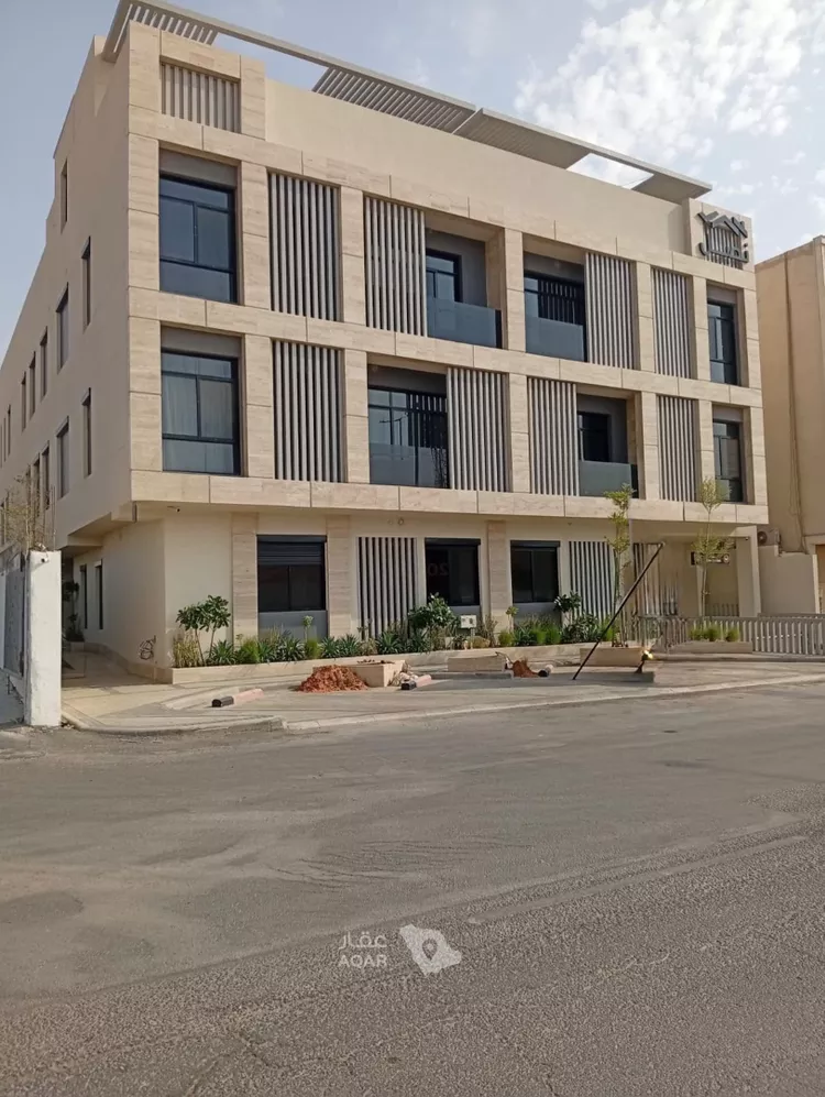 شقة للبيع في شارع عبدالله بن سعد السديري, حي النزهة, مدينة الرياض, منطقة الرياض