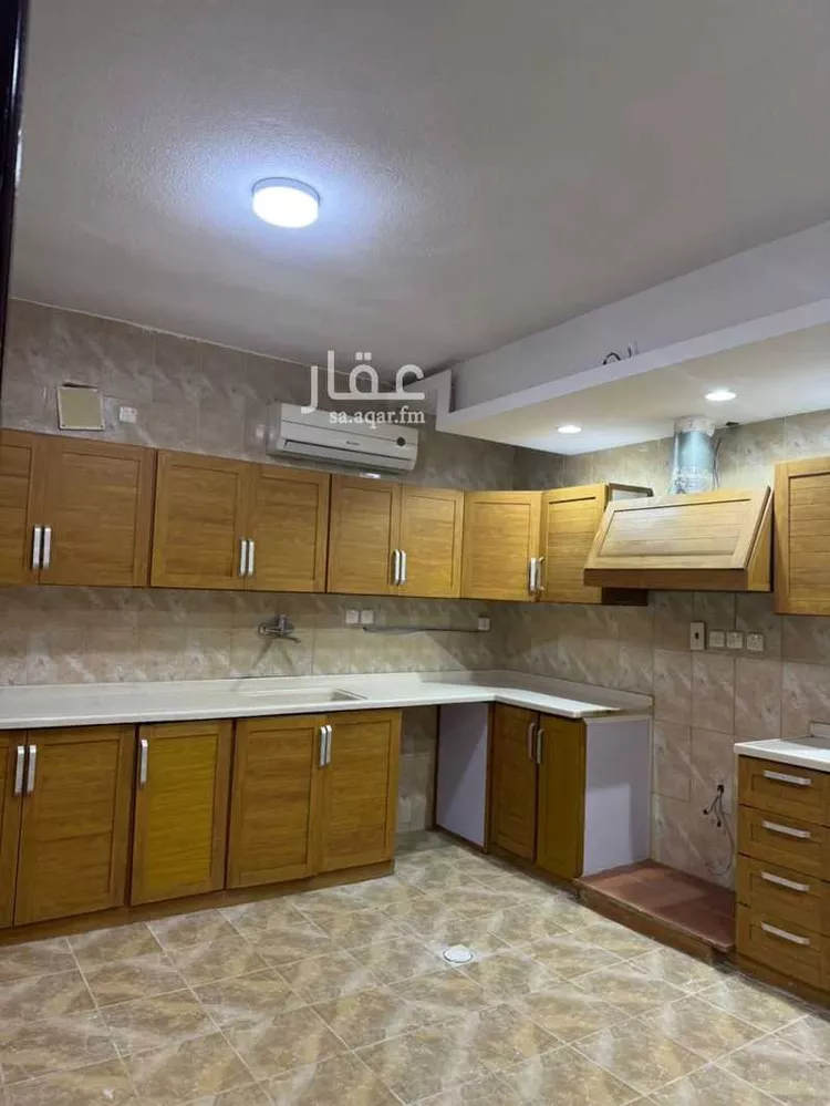 فيلا للإيجار في شارع السيوطي, حي قرطبة, مدينة الرياض, منطقة الرياض صورة 3