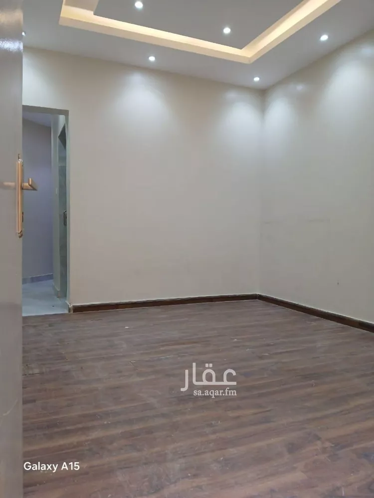 شقة للإيجار في شارع قس بن ساعدة, حي الملك فيصل, مدينة الرياض, منطقة الرياض 1 صورة