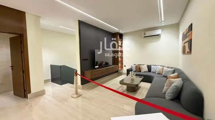 فيلا للبيع في شارع حامد عبدالحفيظ, حي عكاظ, مدينة الرياض, منطقة الرياض صورة 5