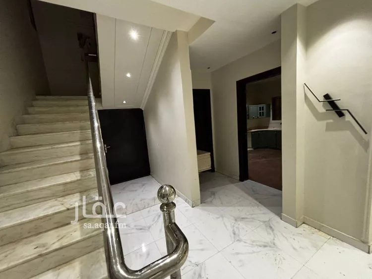 فيلا للإيجار في شارع عبدالخالق بن أبي طاهر, حي عكاظ, مدينة الرياض, منطقة الرياض صورة 5