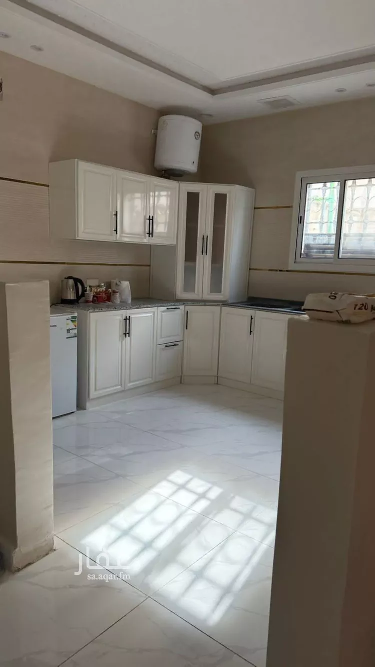 شقة للإيجار في شارع عبدالملك بن عباس, حي المهدية, مدينة الرياض, منطقة الرياض