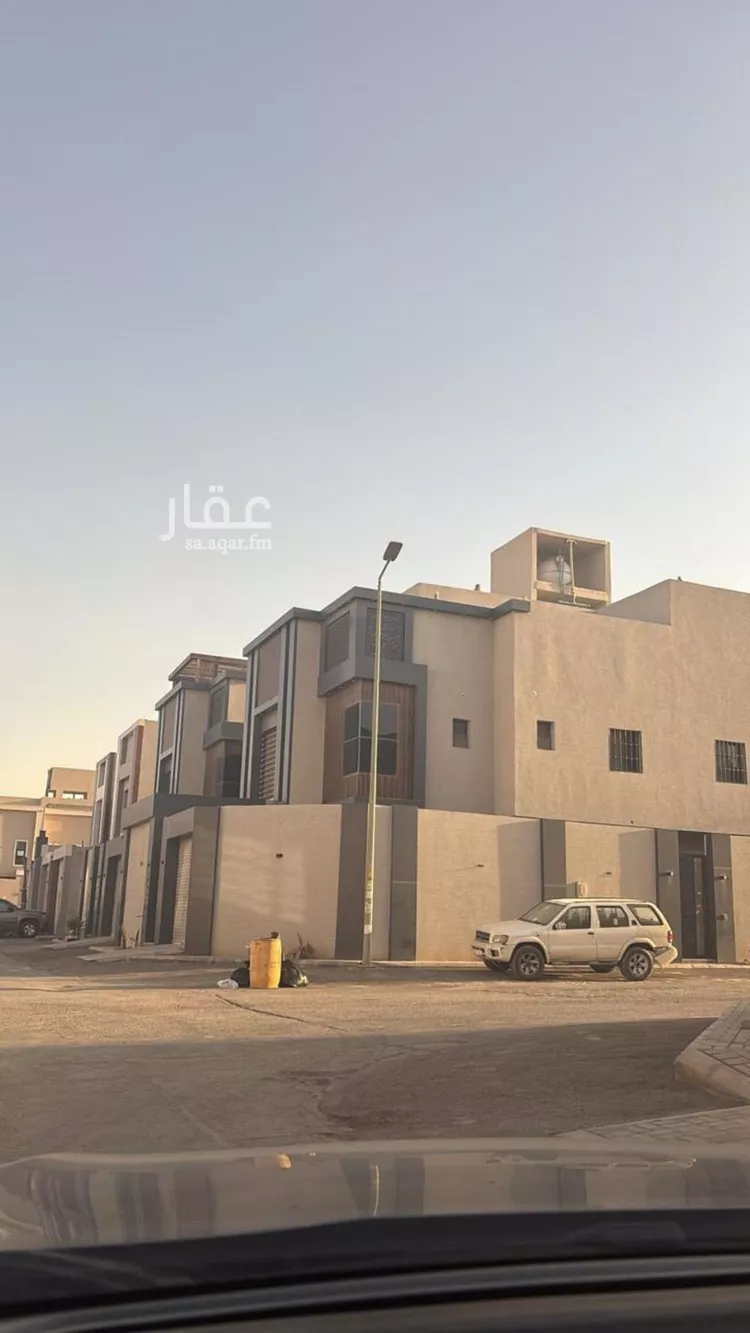 فيلا للإيجار في شارع عبدالخالق بن أبي طاهر, حي عكاظ, مدينة الرياض, منطقة الرياض صورة 5