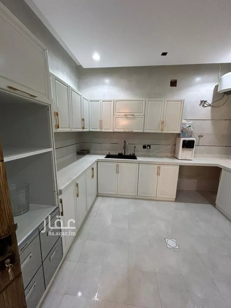 دور للإيجار في شارع حسين بن صديق دحلان, حي عكاظ, مدينة الرياض, منطقة الرياض