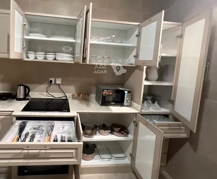 شقة للإيجار في شارع الدهناء, حي الملقا, مدينة الرياض, منطقة الرياض صورة 4
