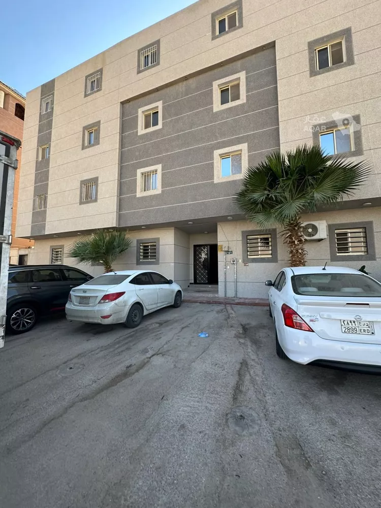 شقة للبيع في شارع سكاكا, حي ظهرة لبن, مدينة الرياض, منطقة الرياض