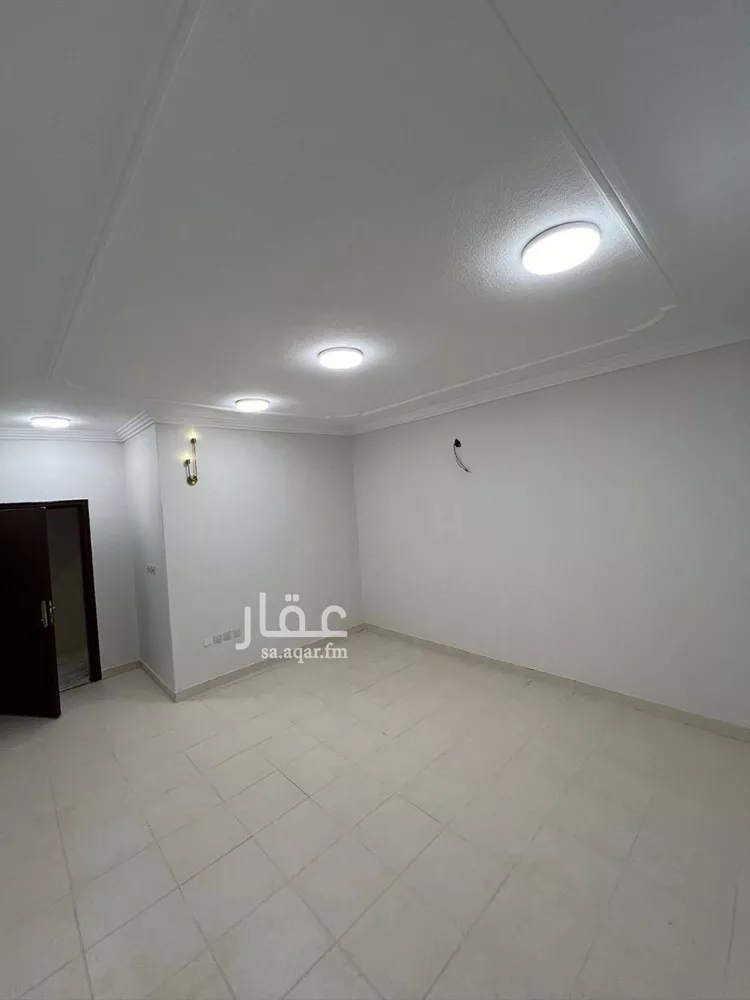 فيلا للإيجار في شارع المريبي, حي المرسلات, مدينة الرياض, منطقة الرياض 18