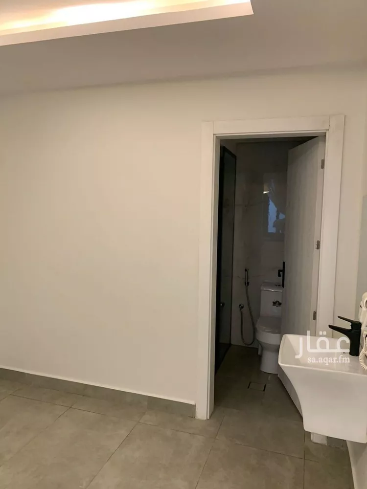 شقة للإيجار في شارع رقم 381, حي الملقا, مدينة الرياض, منطقة الرياض صورة 2