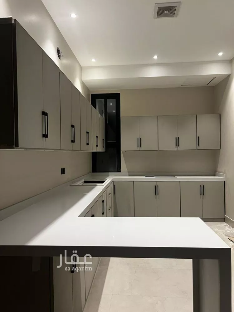 دور للبيع في شارع أبي نزار الصنعاني اليمني, حي العارض, مدينة الرياض, منطقة الرياض 6
