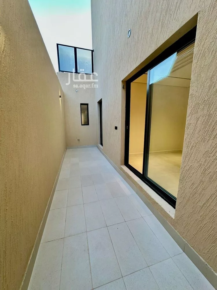Floor for Sale in Riyadh An Narjis 10