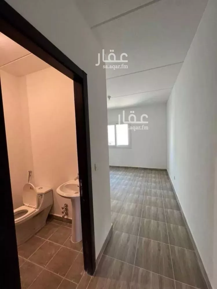 فيلا للإيجار في شارع الزبير بن بكار, حي مطار الملك خالد الدولي, مدينة الرياض, منطقة الرياض صورة 3