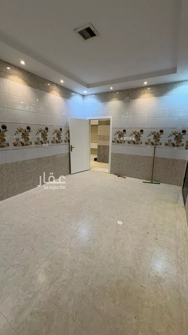 فيلا للإيجار في شارع أبي ثابت الخطيب, حي المهدية, مدينة الرياض, منطقة الرياض صورة 4