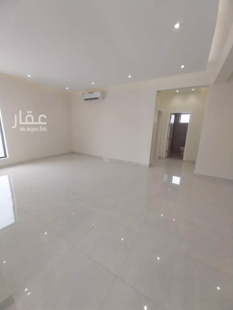 شقة للإيجار في شارع عبدالله بن ملاذ الأشعري, حي العارض, مدينة الرياض, منطقة الرياض صورة 2