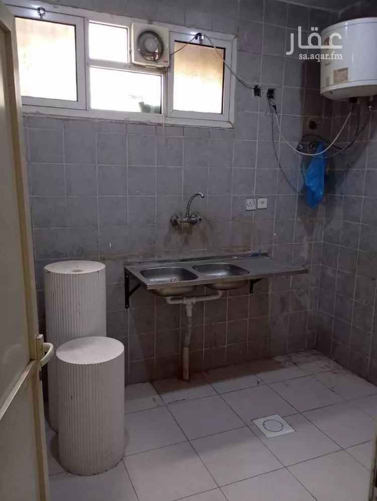 عمارة للإيجار في شارع ابي السعادات القزاز, حي اليمامة, مدينة الرياض, منطقة الرياض صورة 3