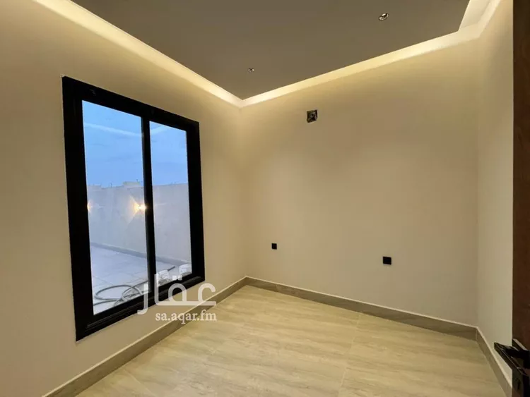 Floor for Sale in Riyadh Dirab 15