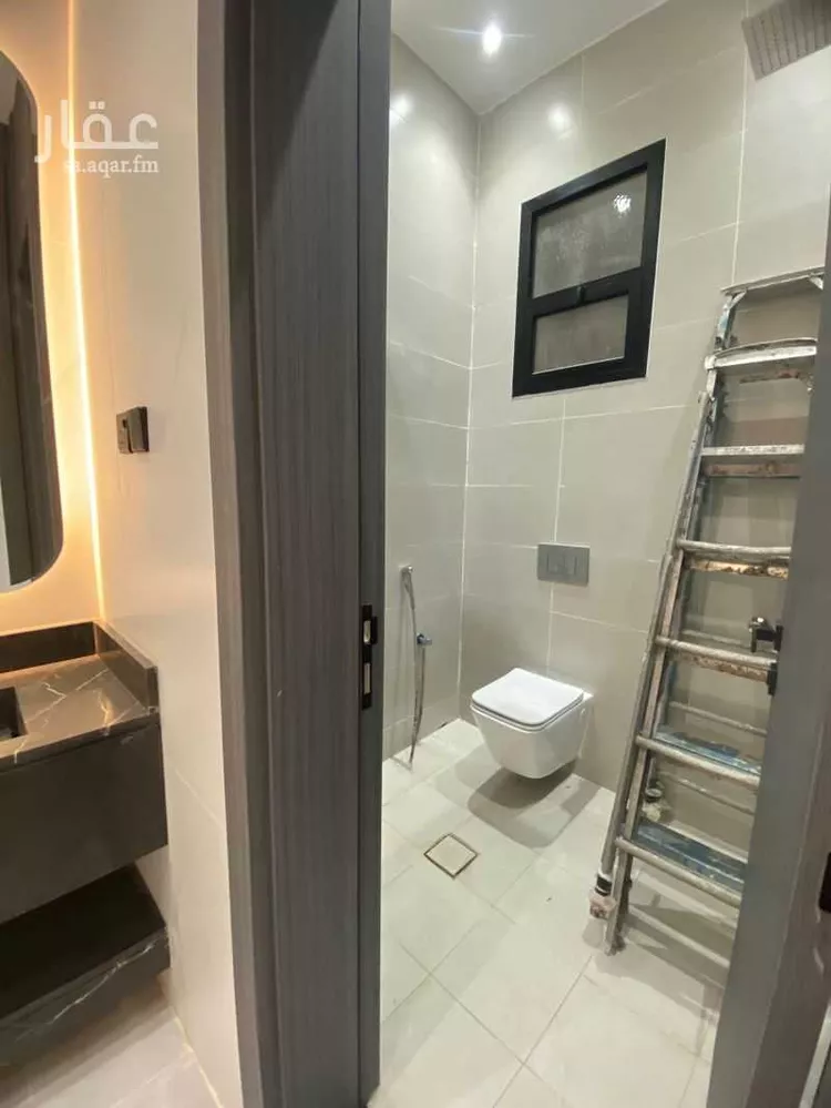 دور للبيع في شارع عمر بن عمرو بن إياس, حي طويق, مدينة الرياض, منطقة الرياض صورة 2