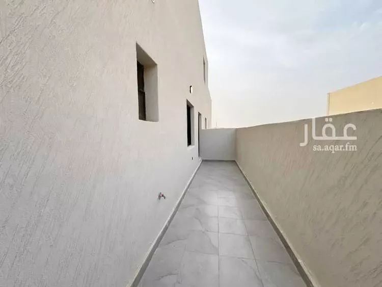Floor for Sale in Riyadh Tuwaiq 7