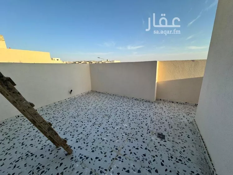 Floor for Sale in Riyadh Taiba 8