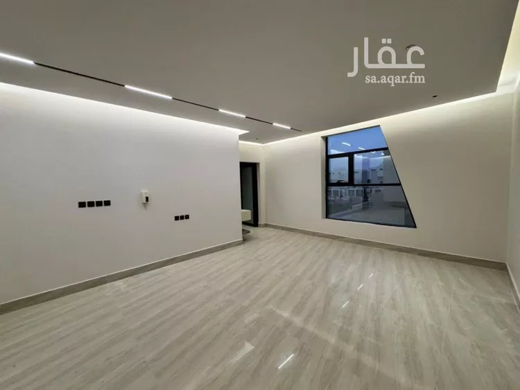 Floor for Sale in Riyadh Dirab 6