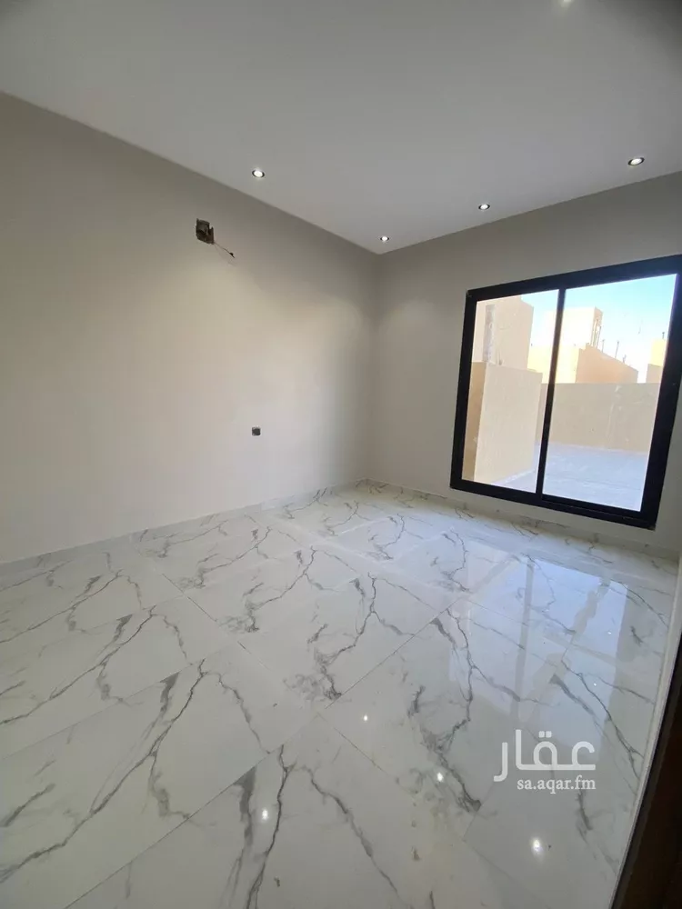 دور للبيع في شارع عبدالعزيز بن عبدالملك, حي طويق, مدينة الرياض, منطقة الرياض صورة 2