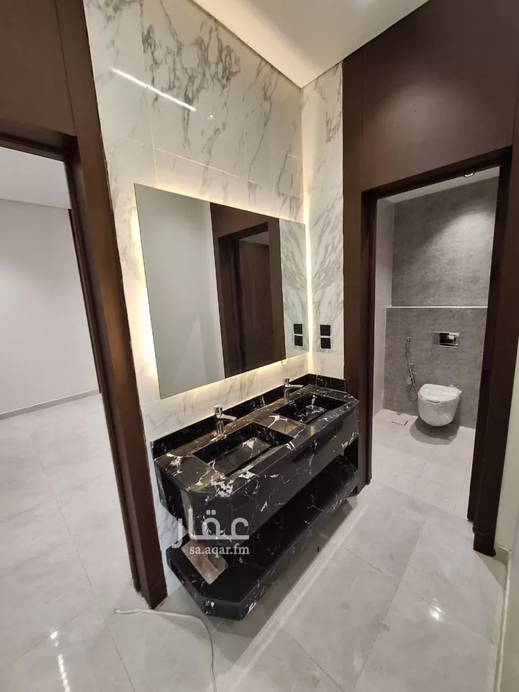 دور للبيع في شارع محمد بن شقران, حي طويق, مدينة الرياض, منطقة الرياض صورة 3