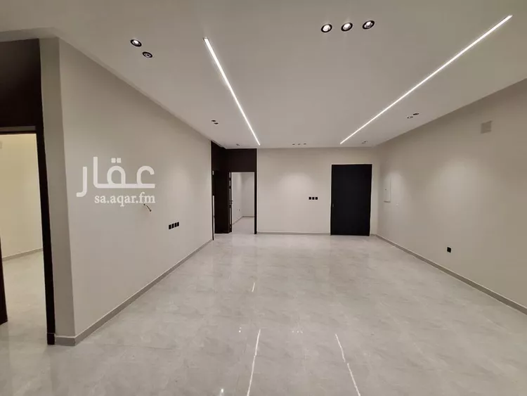 دور للبيع في شارع محمد بن شقران, حي طويق, مدينة الرياض, منطقة الرياض صورة 5