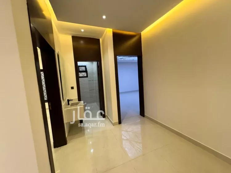 Floor for Sale in Riyadh Taiba 8