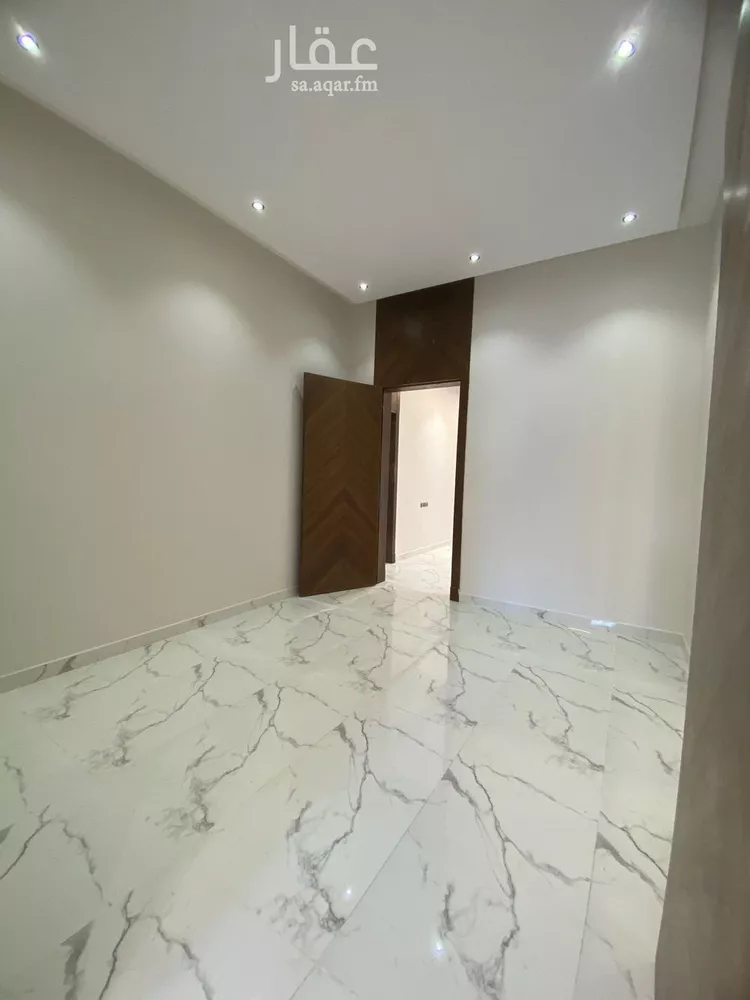 دور للبيع في شارع عبدالعزيز بن عبدالملك, حي طويق, مدينة الرياض, منطقة الرياض صورة 5