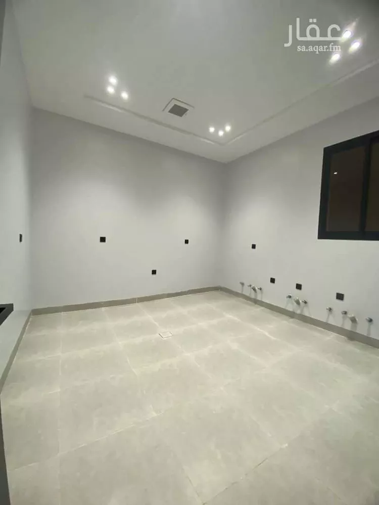 دور للبيع في شارع عمر بن عمرو بن إياس, حي طويق, مدينة الرياض, منطقة الرياض 8